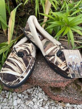 Duck Dynasty Commander Bunn-Dee Men’s Realtree  Max-4 Slippers Size 8‎
